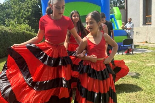 354226466_710092550921471_7087141969606451852_n-scaled